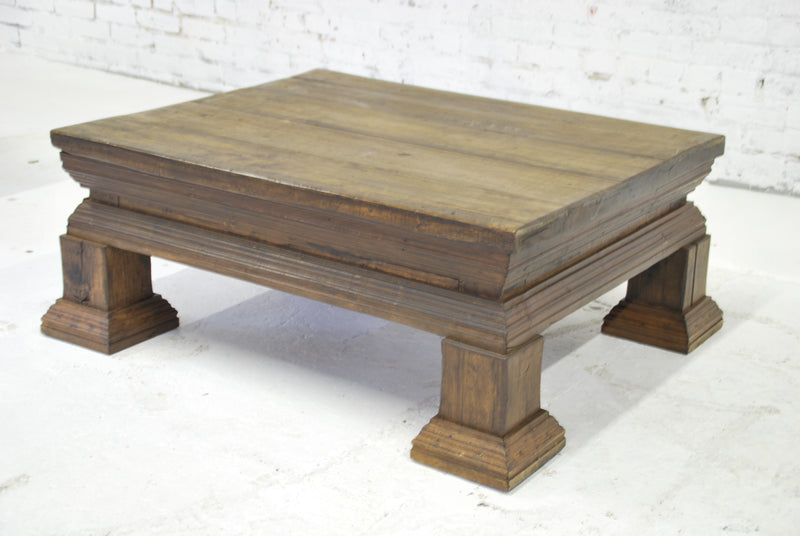 Coffee Table in Reclaimed Wood in Vintage Style - CT-018